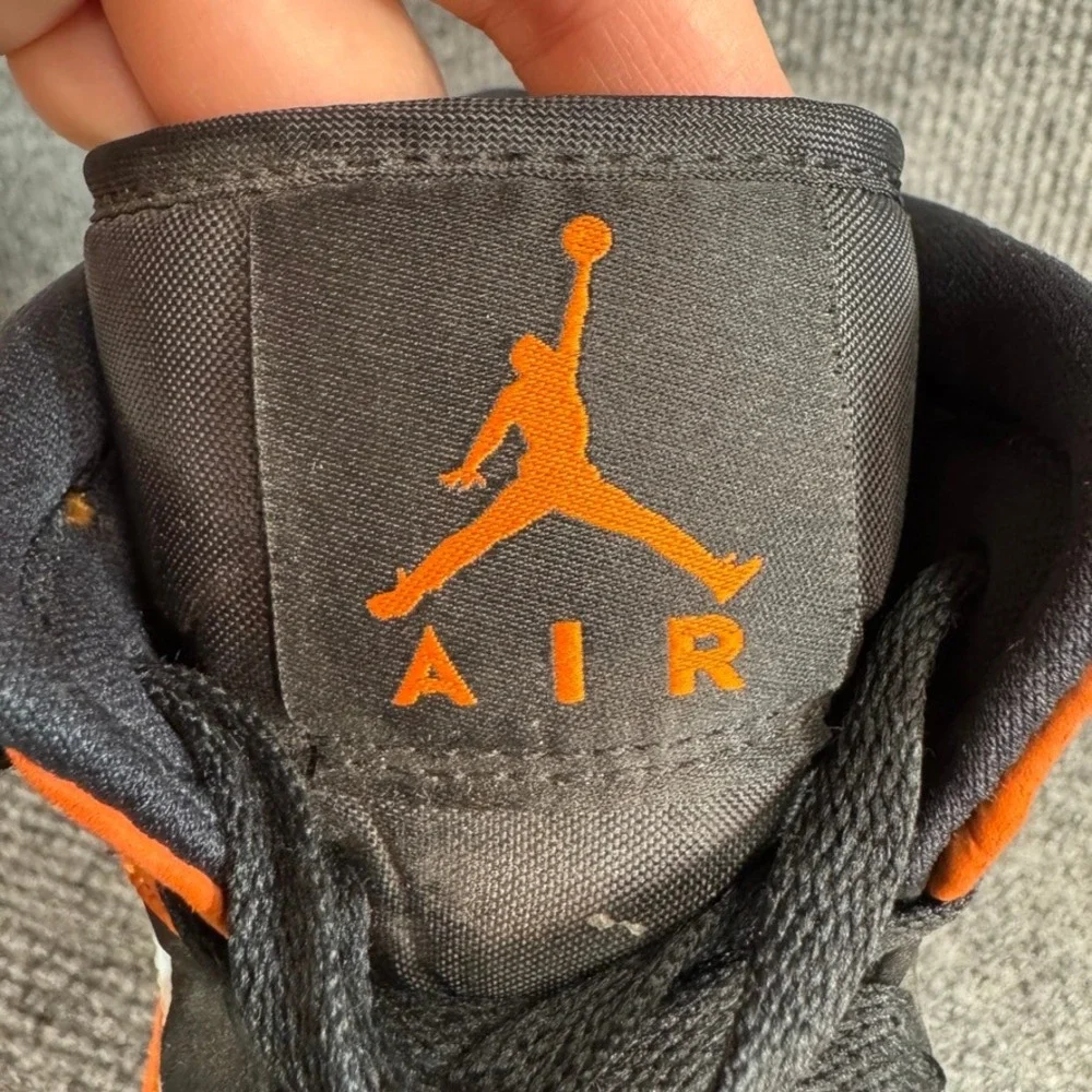 Jordan air mid